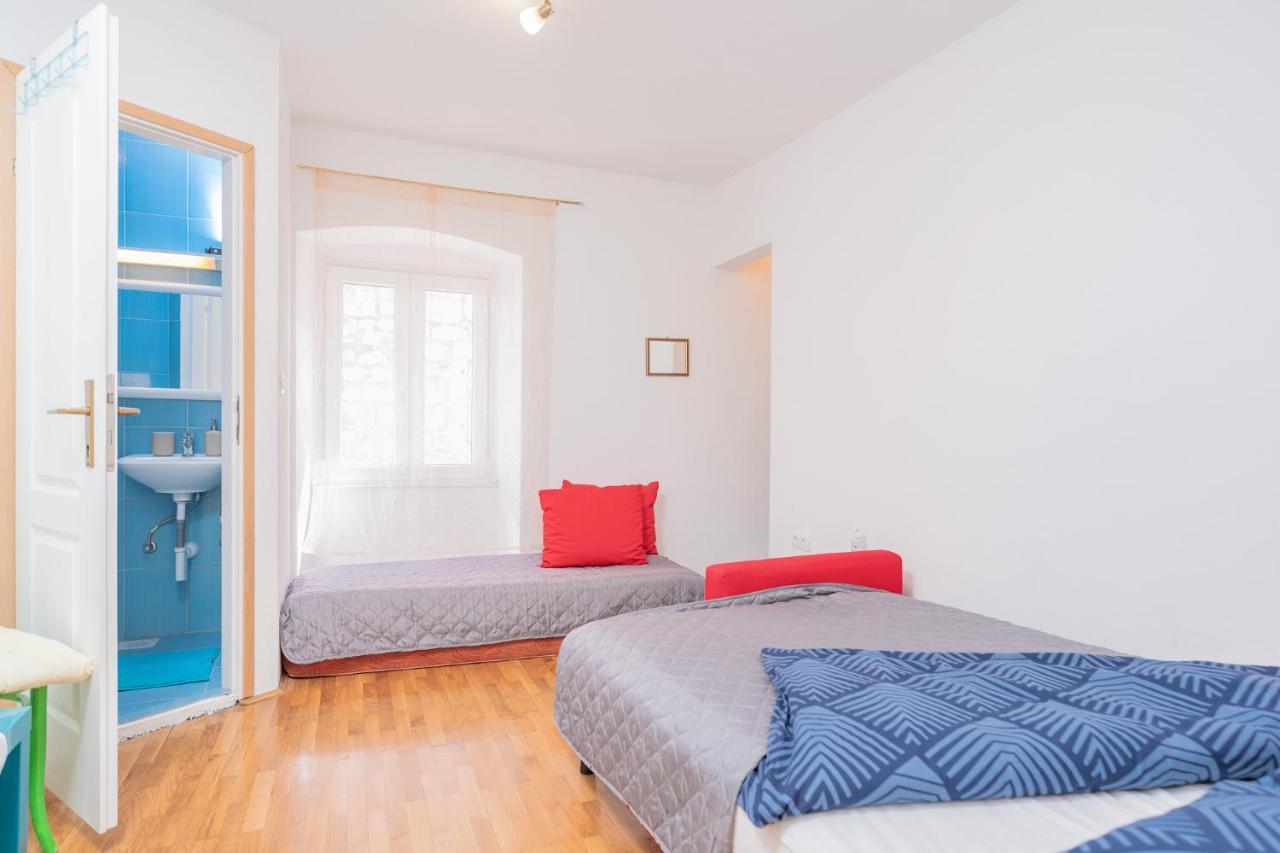 Harbourside Guesthouse Mandina - Zf Hvar Hvar Town Luaran gambar