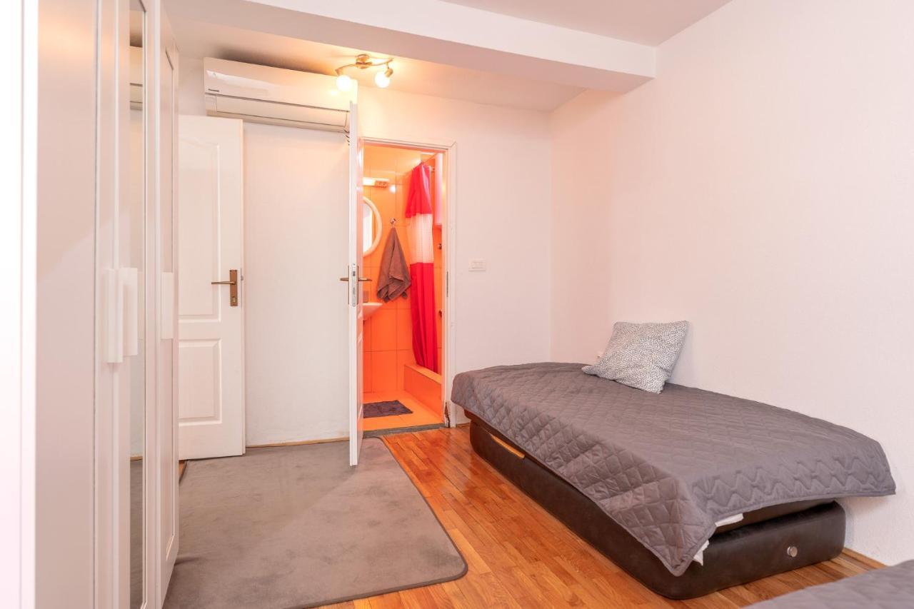 Harbourside Guesthouse Mandina - Zf Hvar Hvar Town Luaran gambar
